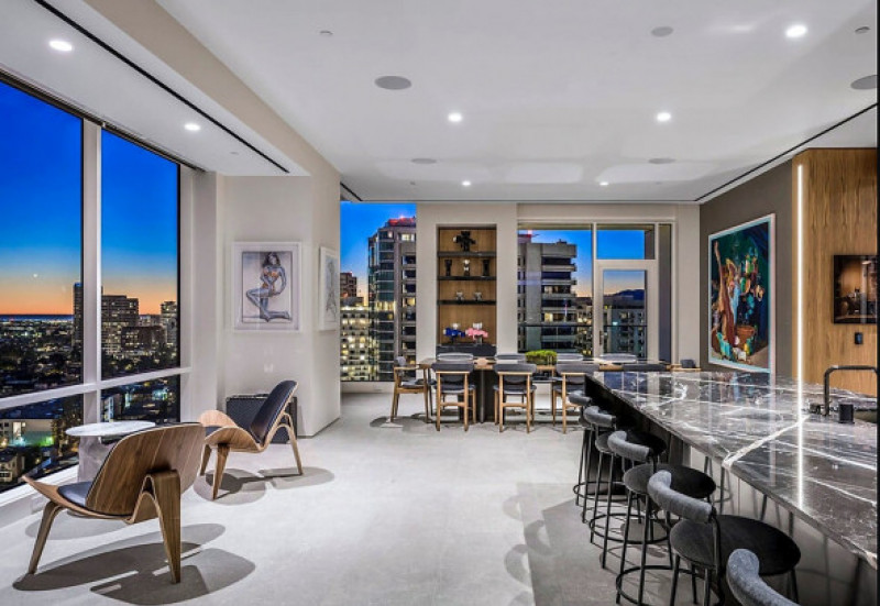 The Weeknd Is Selling His Los Angeles Penthouse For $ 22.5 Million Dollars