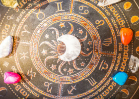 Horoscopul lunii iunie 2023. Zodiile care vor avea parte de o energie pozitivă în viața lor în prima lună de vară