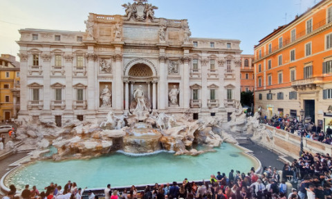 Accesul la Fontana di Trevi se va face contra cost din februarie. Taxa pe care o vor plăti turiștii