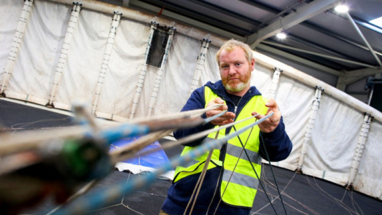În Irlanda, zmeie uriaşe sunt folosite pentru a produce electricitate