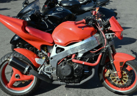Schimbare istorică în Iran. Femeile ar putea primi, pentru prima dată după aproape jumătate de secol, dreptul de a conduce motociclete