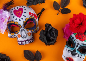 Ce este și cum se sărbătorește în Mexic Dia de los Muertos. Viața și moartea sunt sărbătorite deopotrivă