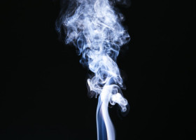 Maldive devine prima ţară care interzice fumatul pentru anumite generaţii