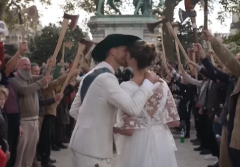 Notre-Dame a găzduit prima nuntă după trei decenii. Mirele, un tâmplar care a ajutat la reconstruirea catedralei: "Cea mai frumoasă zi din viața mea"