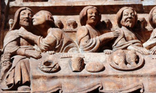 Primul sărut datează de acum 20 de milioane de ani, spun cercetătorii. Nu oamenii au fost cei care au inițiat acest gest