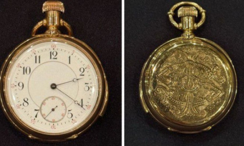 Ceasul unui pasager de pe Titanic, vândut cu 1,78 mil. lire sterline. Acele ceasului s-au oprit exact la ora scufundării navei