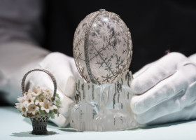 Un ou Fabergé extrem de rar a provocat isterie la Londra. Bijuteria imperială s-a vândut pentru 22,9 milioane de lire
