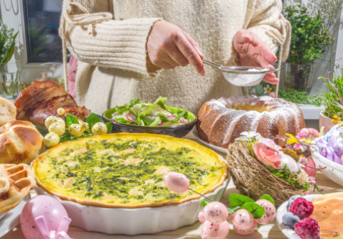 Greșelile pe care le faci la masa de Paște și care îți afectează digestia. Îți pot strica complet sărbătorile