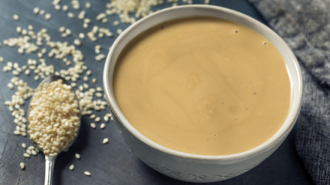 Tahini, ingredientul-minune din Orientul Mijlociu pe care experții spun că ar trebui să-l consumăm mai des. Ce beneficii are