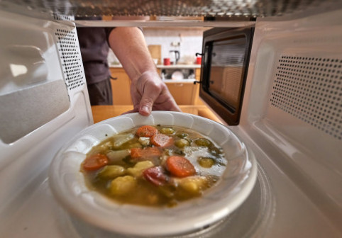 Cea mai ieftină metodă de a găti. Aparatul banal care poate reduce serios factura la energie