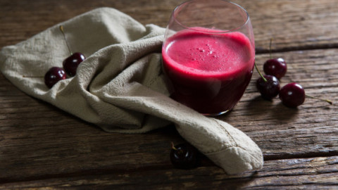 Sucul natural care te-ar putea ajuta să adormi mai repede. Conține melatonină și ar putea îmbunătăți somnul