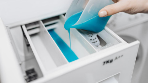 Folosești corect mașina de spălat? Ce înseamnă cele 3 compartimente și cum te ajută