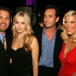 Jason Priestley, Jennie Garth, Luke Perry si Tori Spelling pozeaza impreuna la un eveniment monden