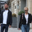 Exclusif - Jennifer Lawrence et son compagnon Cooke Maroney se baladent à Paris