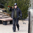 Kurt Russell gets ready  to hit the piste while in Aspen