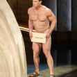 John Cena apare complet dezbrăcat pe scena de la Premiile Oscar 2024/ Profimedia