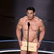 John Cena apare complet dezbrăcat pe scena de la Premiile Oscar 2024/ Profimedia