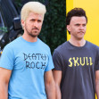 Ryan Gosling şi Mikey Day