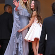 Sienna Miller și fiica ei Marlowe Sturridge/ Profimedia