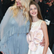 Sienna Miller și fiica ei Marlowe Sturridge/ Profimedia