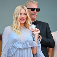 kevin costner si sienna miller (1)