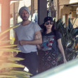 dakota johnson si chris martin
