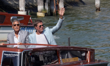 George Clooney l-a ironizat pe Brad Pitt, din cauza vârstei: „E norocos că încă mai lucrează!”