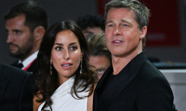 Adevărul despre relația dintre Brad Pitt și Ines de Ramon. Motivul pentru care actorul nu vrea să se căsătorească: „A fost rănit”