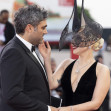 Lady Gaga și Michael Polansky pe covorul roșu la premiera filmului „Joker Folie Ă Deux”/ Profimedia