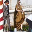 Angelina Jolie, împreună cu rapperul Akala/ Profimedia