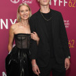 Naomi Watts și fiul ei
