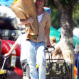 Jeremy Allen White, împreună cu fiicele lui/ Profimedia