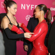 Selena Gomez și Zoe Saldana