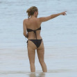 *PREMIUM-EXCLUSIVE* 'The Crowns' Gillian Anderson Looks Amazing As She Shows Off Her Bikini Body in Tulum With Her Family **WEB EMBARGO UNTIL October 27th, 2024 @7pm ET**
