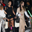 Bradley Cooper și Irina Shayk au petrecut împreună Halloween-ul de dragul fiicei lor/ Profimedia
