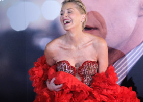 Sharon Stone spune clar cine e actorul care sărută cel mai bine: "Chiar m-a dat pe spate". Scena lor a rămas memorabilă