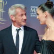 Sean Penn și Valeria Nicov pe covorul roșu/ Profimedia