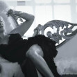 Kate Hudson new music video 'Right On Time'