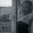 Kate Hudson new music video 'Right On Time'