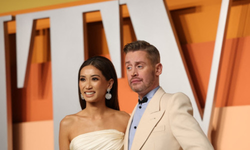 Macaulay Culkin și Brenda Song își educă fiii cu filmul „Singur acasă”. Lecția pe care copiii o învață din celebra peliculă