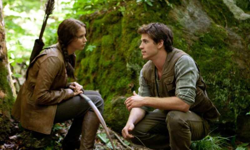 Ce s-a întâmplat cu adevărat pe platourile filmelor „Jocurile Foamei”. Scena pe care Jennifer Lawrence o regretă și azi