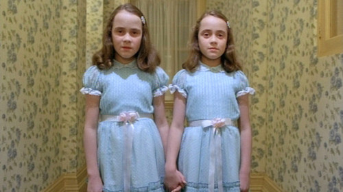 Cum arată și ce fac azi gemenele din "The Shining", la 45 de ani de la filmul de groază. Au cariere solide departe de Hollywood