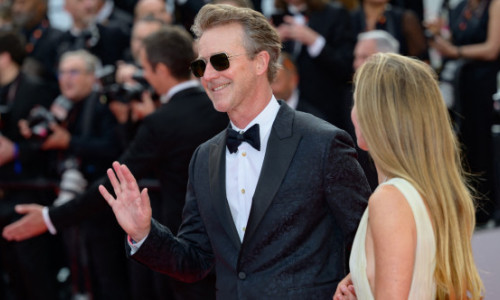 Edward Norton și soția sa au impresionat cu naturelețea lor, la Cannes. S-au căsătorit acum 13 ani, grație lui Woody Harrelson
