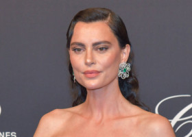 Catrinel Menghia, premiată pentru regie, la Cannes 2025. Filmul ei de debut, "Girasoli", a cucerit publicul și cineaștii