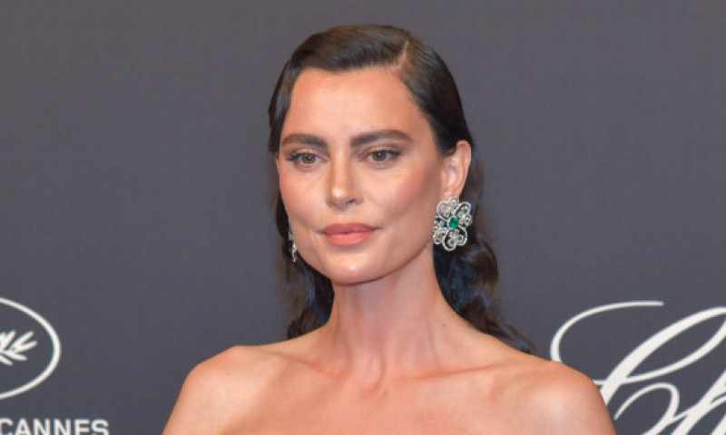 Catrinel Menghia, premiată pentru regie, la Cannes 2025. Filmul ei de debut, "Girasoli", a cucerit publicul și cineaștii