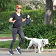 PREMIUM EXCLUSIVE Jennifer Garner FaceTimes A Friend During Her Daily Mile Jog