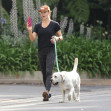 PREMIUM EXCLUSIVE Jennifer Garner FaceTimes A Friend During Her Daily Mile Jog