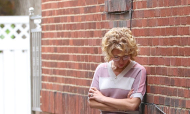 Primele imagini cu Scarlett Johansson pe platourile de la „Paper Tiger”. Actrița e transformată total