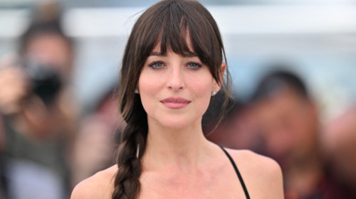 Dakota Johnson, despre cel mai stânjenitor moment din carieră. Cine a contactat-o ​​după acel „dezastru”. „Nu-mi venea să cred!”
