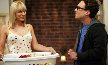 Cum arată astăzi Penny din „The Big Bang Theory”. Kaley Cuoco are 39 de ani și este mama unei fetițe